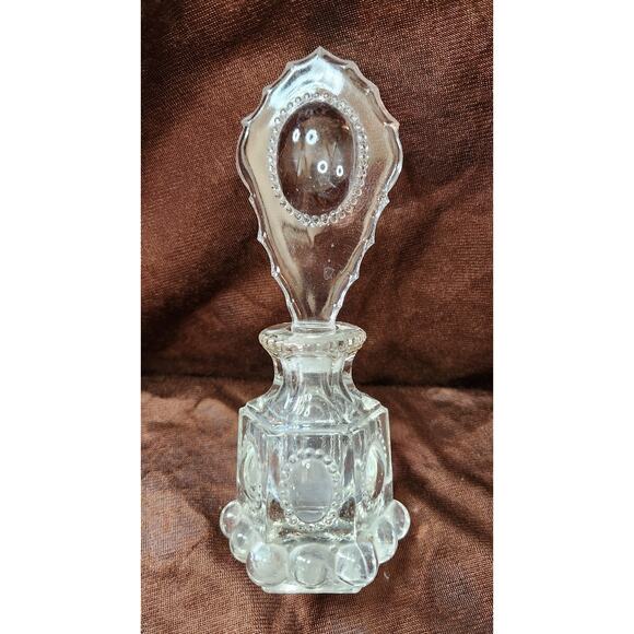 Vintage L.E. Smith Medallion 1940s Perfume Bottle Victorian Style Clear Glass - Picture 1 of 4